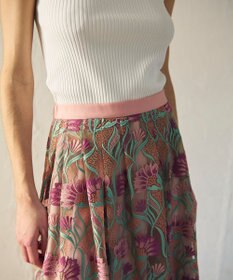 GRACE CONTINENTAL フラワー刺繍チュールスカート