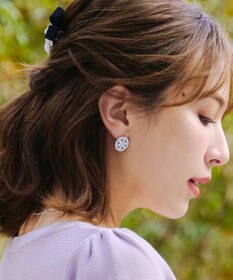 Tiaclasse リッチフラワーサークルピアス