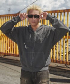 WEGO 【ユニセックス着用ITEM】ピグメントダメージアップリケZIPパーカー