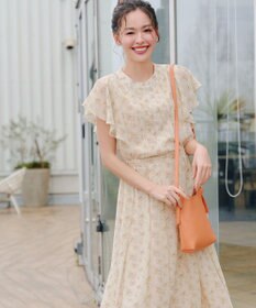 Tiaclasse 【小倉優子さん着用・洗える】フレアスリーブ柄ワンピース