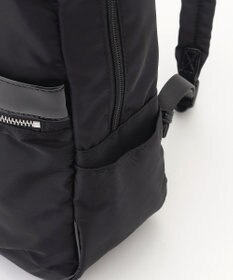 LA BAGAGERIE エナメルアクセントリュックサック