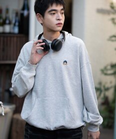 WEGO 【ユニセックス着用ITEM/SMLサイズ展開/裏起毛】ワンポイント刺繍プルパーカー