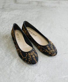 muuc イラカ柄刺繍のバレエシューズ