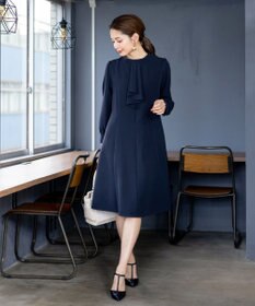 Tiaclasse L 【ダブルクロス】【洗える】フリルドレープワンピース