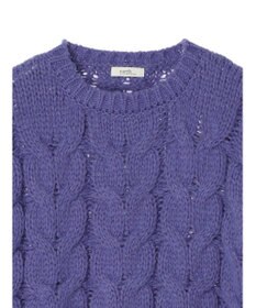 earth music&ecology ローゲージ手編み風ケーブルプルオーバー