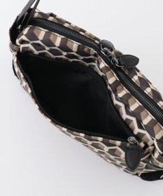 Y'SACCS キュービックモノグラム　スクエアショルダー