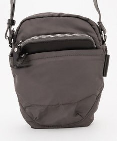 Y'SACCS ポリエステルツイル ポシェット