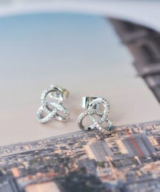 Tiaclasse 【選べる2TYPEデザイン】【金属アレルギー対応】 トゥワインピアス＆イヤリング