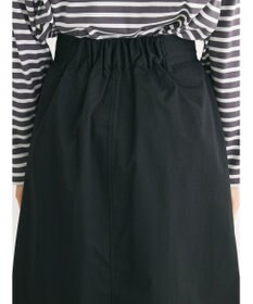 Green Parks フロントＺＩＰセミフレアスカート