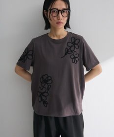 Green Parks ・ＳＵＧＡＲ　ＳＰＯＯＮ　コード刺繍ＴＥＥ