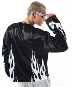 WEGO 【ユニセックス着用ITEM】ファイヤーパターンゲームロゴT（長袖）