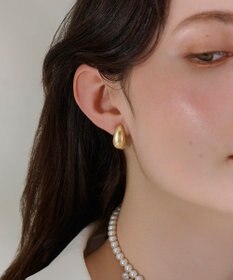 Phoebe 【痛くないシリーズ・金属アレルギー対応】ドロップソフトイヤリング　ゴールド