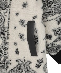 Green Parks ■ＥＳＣＡＲ　ペイズリーボアフードコート