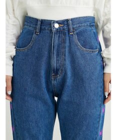 Green Parks ・Ｄｏｕｂｌｅ　Ｆｌａｇｓ　チョウチョ刺繍フレアデニム