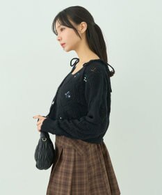 earth music&ecology ＳＥＴ２点刺繍ビスチェ＋カーディガン