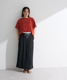 Green Parks フロッキー筆記体ロゴボックスＴシャツ