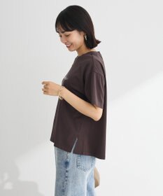Green Parks フロッキー筆記体ロゴボックスＴシャツ