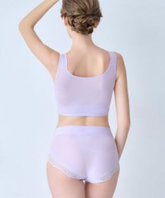 BRADELIS New York 【BRADELIS Me / ノンワイヤー・バストアップ】レーシィオールインワンブラ 日中も就寝時も快適に補正するブラ