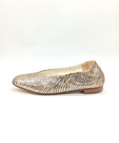 nouvelleRobe Oū 【本革・高反発】Square-plain スクエアトゥ Vカットゼブラ柄パンプス