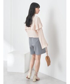 earth music&ecology フリル切替えショートブラウス