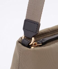 LA BAGAGERIE ダブルフロントポケットショルダー