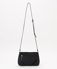 LA BAGAGERIE ポリエステルキャンバス　タックポシェット