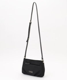 LA BAGAGERIE ポリエステルキャンバス　タックポシェット