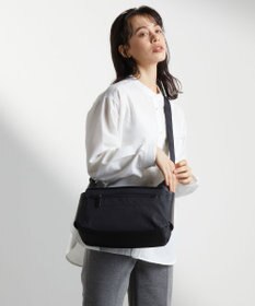 Y'SACCS 【ムック本掲載】【ナイロンタフタ×リサイクルレザー】デイリーショルダー　Sサイズ