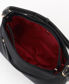 LA BAGAGERIE ポリエステルキャンバス　タックポシェット