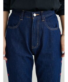 Green Parks ・Ｄｏｕｂｌｅ　Ｆｌａｇｓ　ハート刺繍フレアデニム