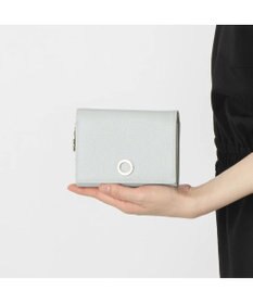 CLATHAS カーラ 二つ折り財布