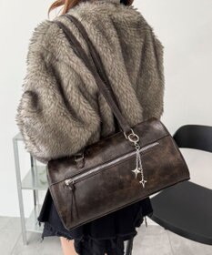 WEGO キラキラチャーム付きドラムボストンバッグ