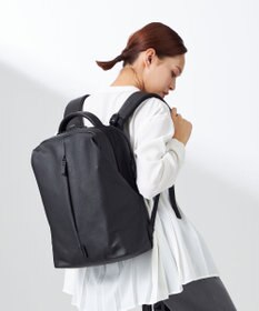 Y'SACCS 【MADE IN JAPAN】　WELLBA　人間工学バックパック　Mサイズ