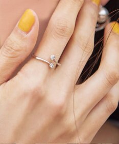 Tiaclasse ストーン付きリング