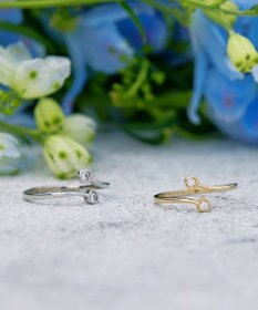 Tiaclasse ストーン付きリング