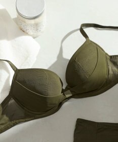 une nana cool 胸もとフィットをリボンでキープ リボンブラ