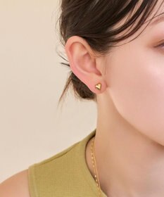 Phoebe 【痛くないシリーズ/金属アレルギー対応】ニュアンスハートライトフィットイヤリング　ゴールド