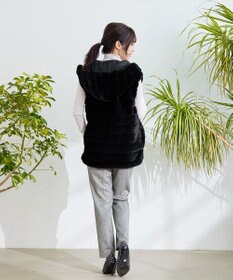 Tiaclasse 【2WAY】着回し自由のリバーシブルキルトフェイクファーベスト