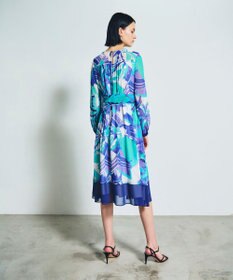 GRACE CONTINENTAL アールデコリゾートプリントワンピース