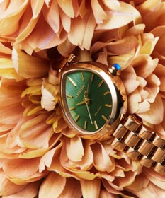 CITIZEN 【電池交換不要】ドロップ形状のジュエリーライクウオッチ EM1203-57X ウォームゴールド