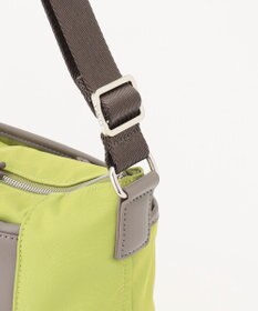 Y'SACCS ナイロン×リサイクルレザー　コンビマルチショルダー