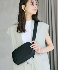 TOPKAPI 【Breath TOPKAPI】Freely フリーリー ナイロン ロゴテープ  スクエア ショルダーバッグ