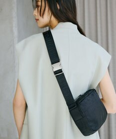 TOPKAPI 【Breath TOPKAPI】Freely フリーリー ナイロン ロゴテープ  スクエア ショルダーバッグ