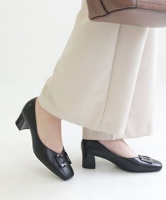 Pointer 日本製 バックルモチーフスクエアトゥパンプス