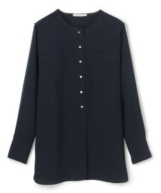 BEIGE， 【WEB限定・洗える】CLARION / ゴールド釦クルーネックブラウス