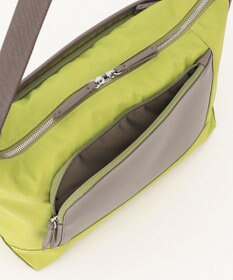 Y'SACCS ナイロン×リサイクルレザー　コンビマルチショルダー