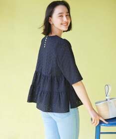 組曲 S エンブロイダリーレースフリル ブラウス