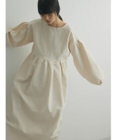 Green Parks armonia. エンボスタックコクーンワンピース