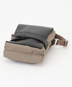 Y'SACCS ベルトスクエアミニマムショルダーバッグ