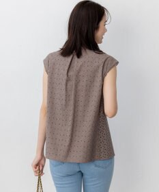 組曲 L エンブロイダリーレースノースリーブ ブラウス